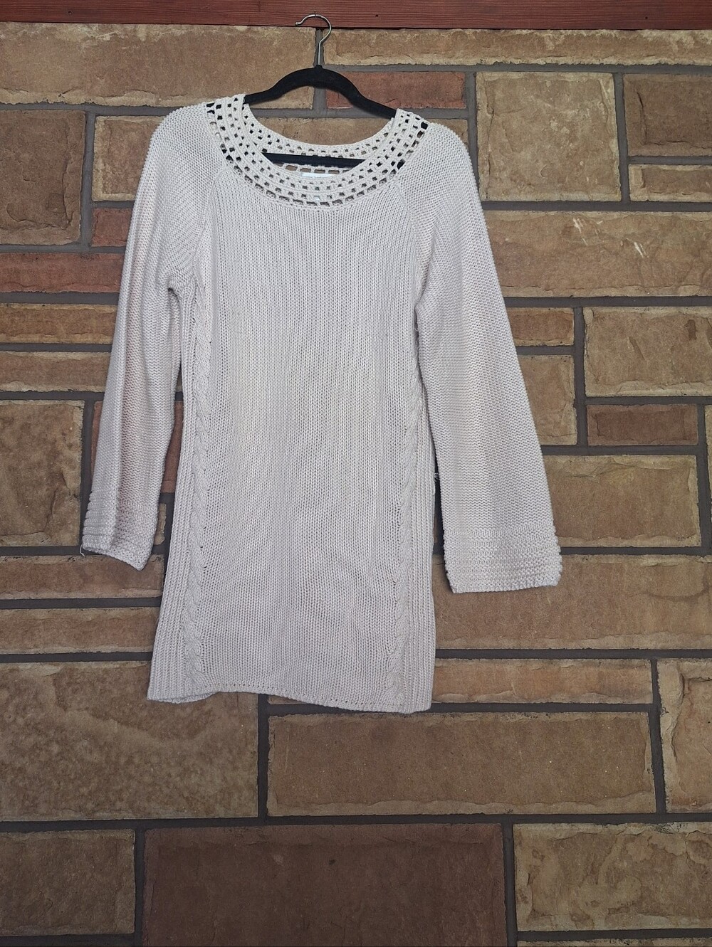 Newport News Beige Tunic Sweater Medium